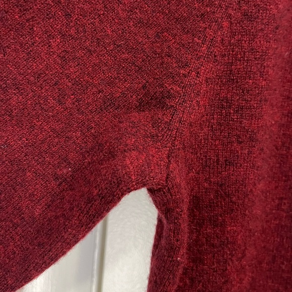 Buttoned Down Cashmere V Neck Pullover Sweater Sz Men’s L Maroon/Black Marled - Picture 7 of 9